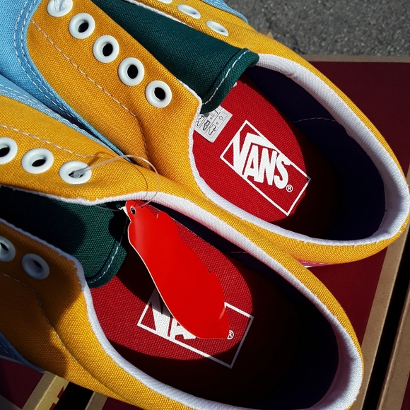 Van's Era Multi Bright Canvas Skate Shoes - Picture 4 of 15